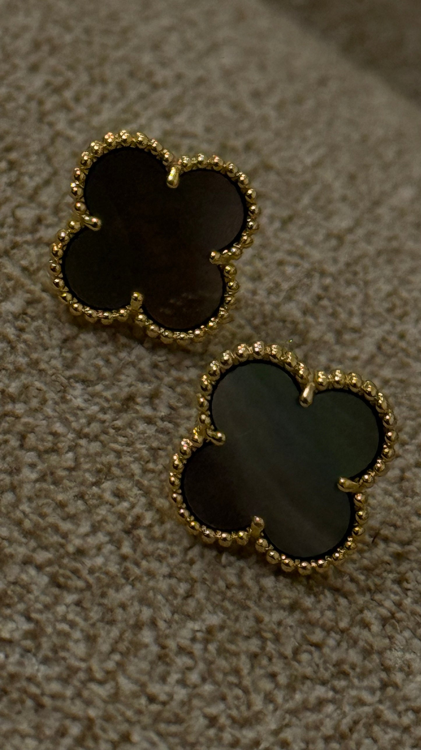 BOUCLES D’OREILLES LYS