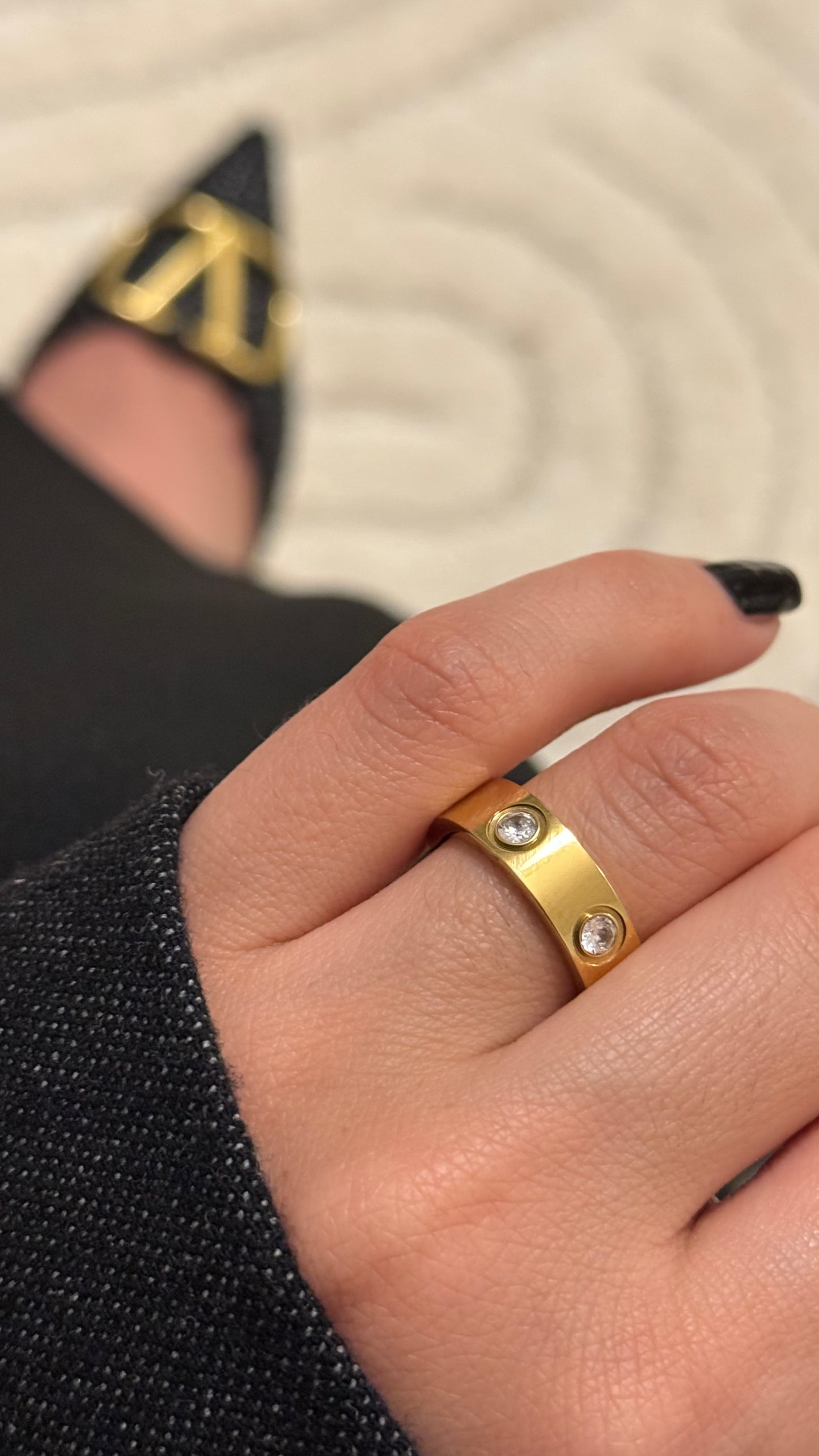 Diana ring 