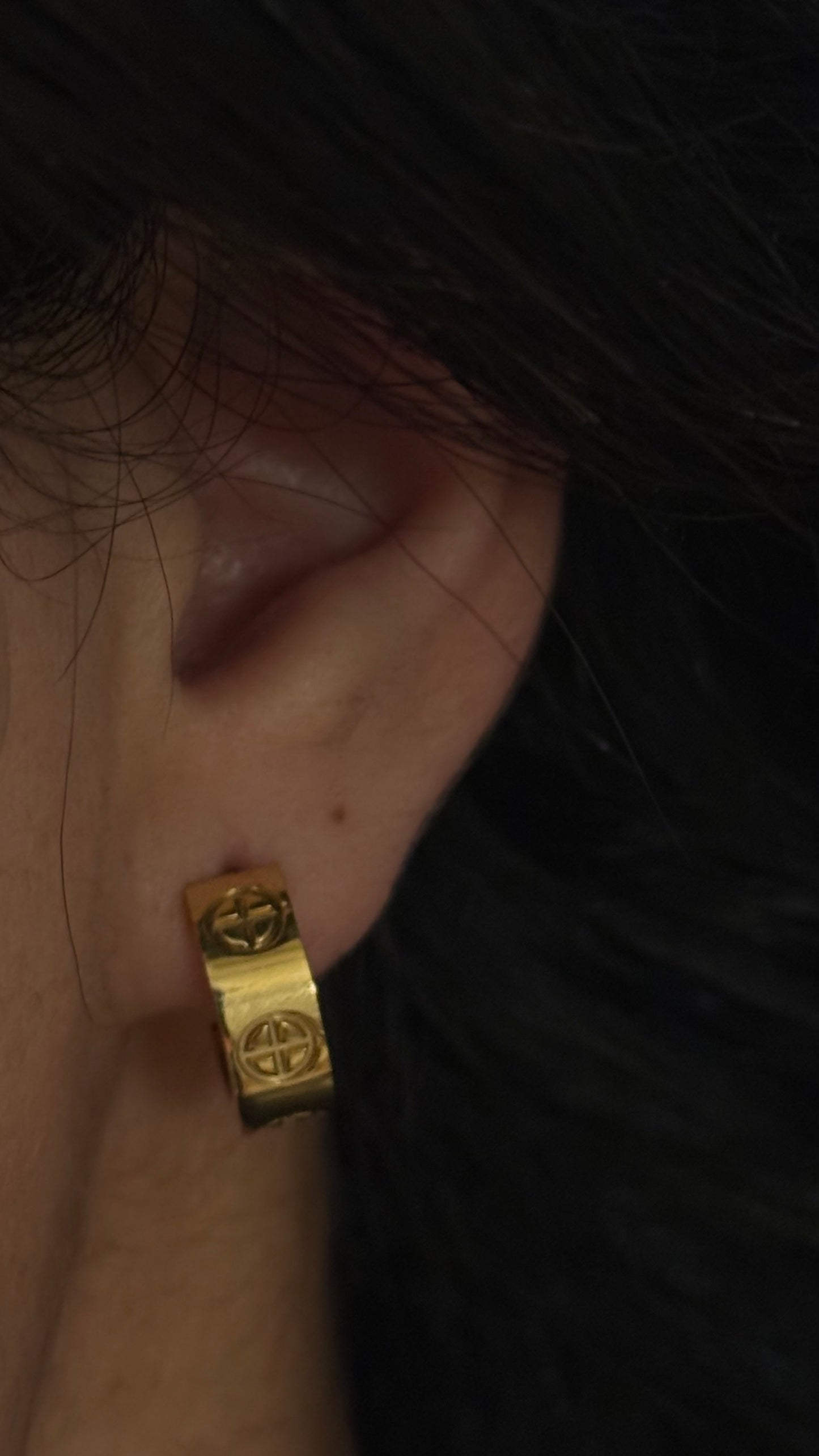 LES BOUCLES D’OREILLES ARTEMISIA 2