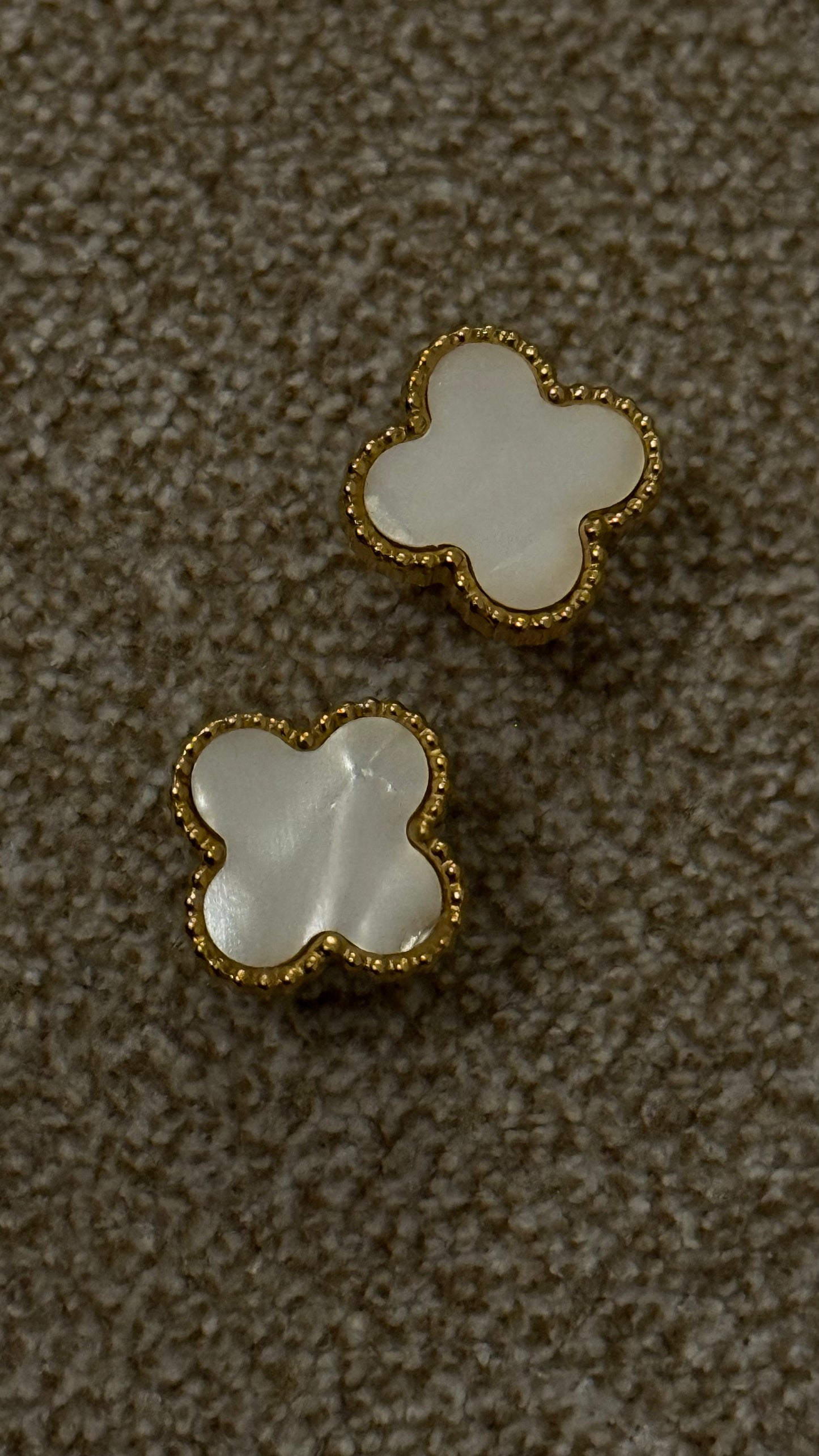 BOUCLES D’OREILLES ROXETTE