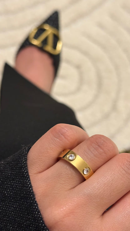 Diana ring 