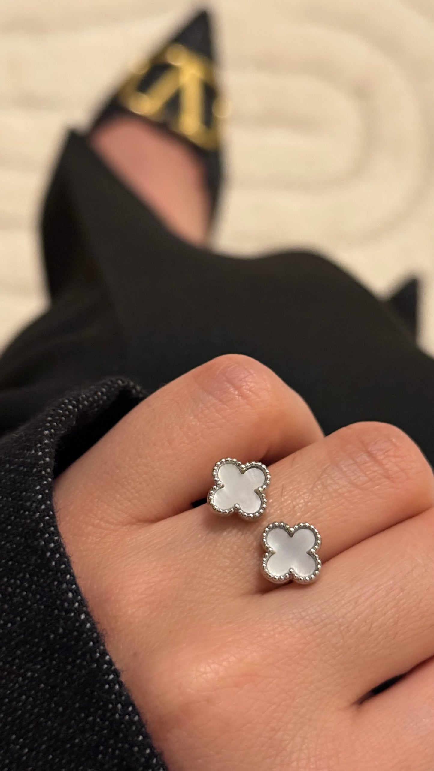 Multi lily ring