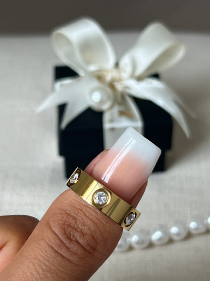 Diana ring 